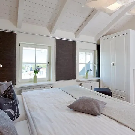 Pia Marie App 1 Apartment